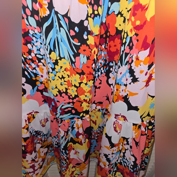 Greathe Women's sz L Tie Neck Ruffle Hem Floral Dress - Picture 5 of 15